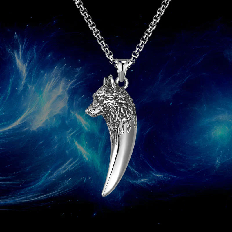 Wolf's Head Necklace made of Titanium Steel