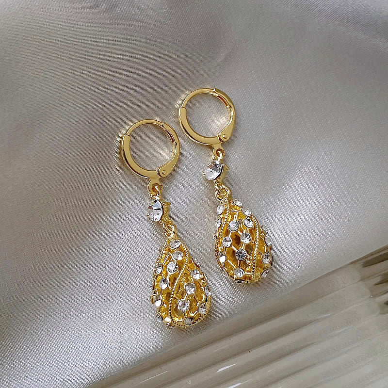 Fashionable Diamond Water Drop Earrings