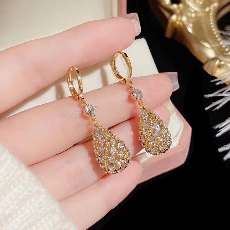 Fashionable Diamond Water Drop Earrings