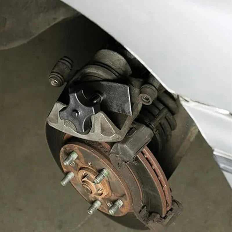 Front brake cylinder return tool