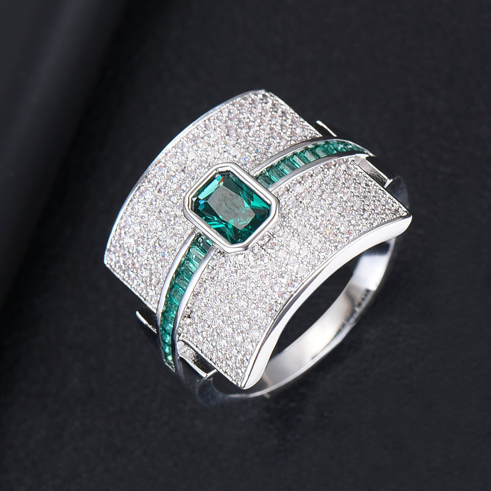 RegalRings Timeless Fashion Statement