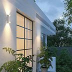 Weatherproof wall light with IP65 protection