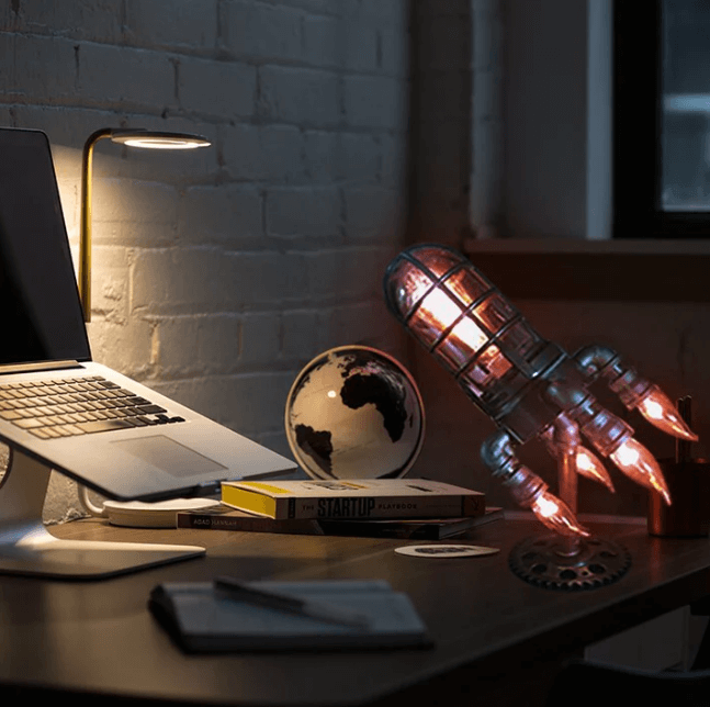 VINTAGE STEAMPUNK ROCKLAMP