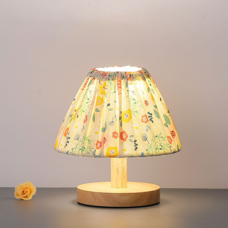 Modern Minimalist Creative Iron Flower Shape 1-Lamp Table Lamp