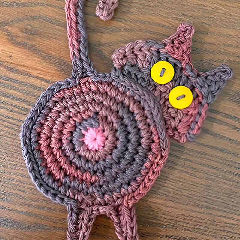 Sweet knitted kitten butt coasters