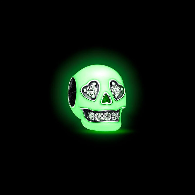 Shining Glitter Skull Pendant