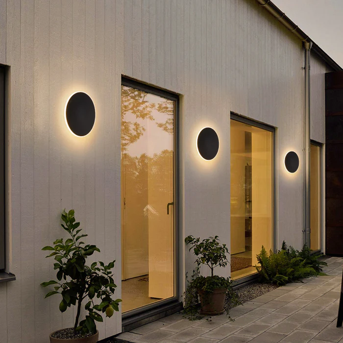 Elegant Round LED Wall Light