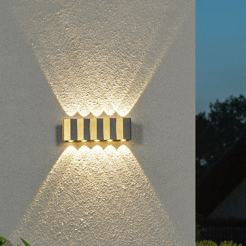 Modern Light Luxury Golden Aluminium Outdoor Waterproof Terrace LED Wall Light Lamp