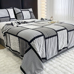 TrendyPlush - Luxury Velvet Blanket for Ultimate Comfort