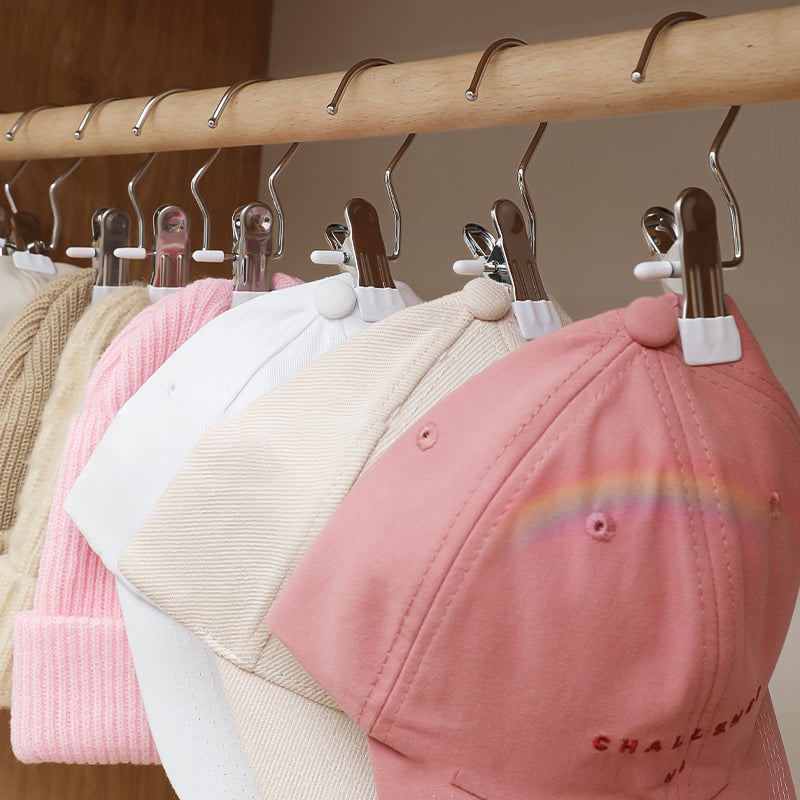 Hanging clips - Easily organize your clothes!