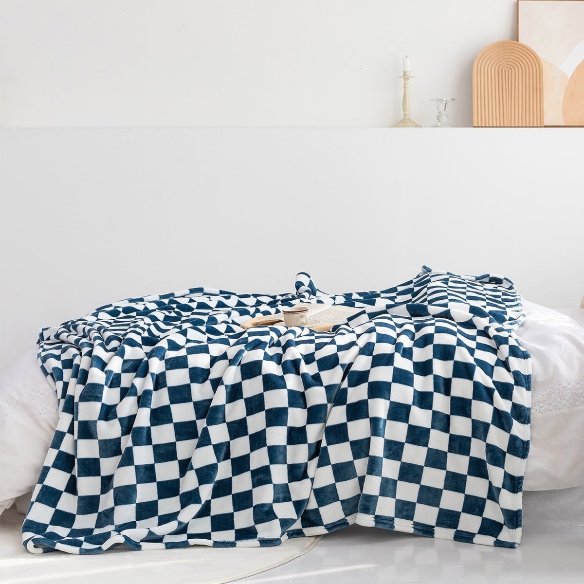 Wonder of fleece - Cloud-like softness - Unmatched comfort - Cozy wrapping fabric