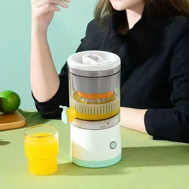 Automatic Household Electric Juicer Wireless Portable Juicer