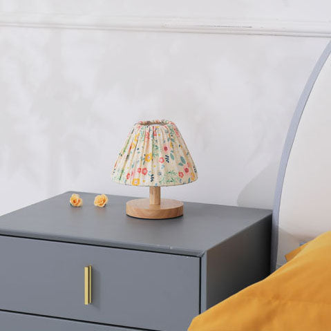 Modern Minimalist Creative Iron Flower Shape 1-Lamp Table Lamp