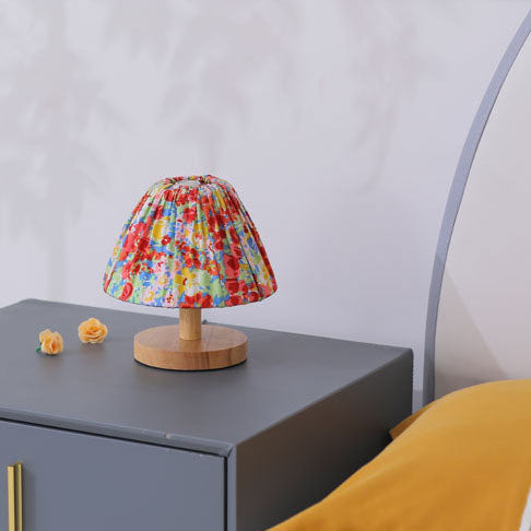 Modern Minimalist Creative Iron Flower Shape 1-Lamp Table Lamp