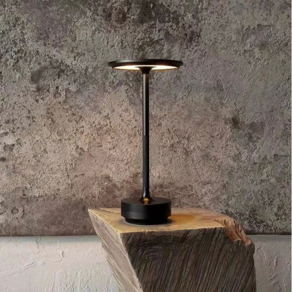 ClarityGlow Luxe Edition | Wireless LED Table Lamp