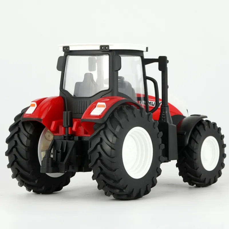 Experience Country Life – RC Tractor