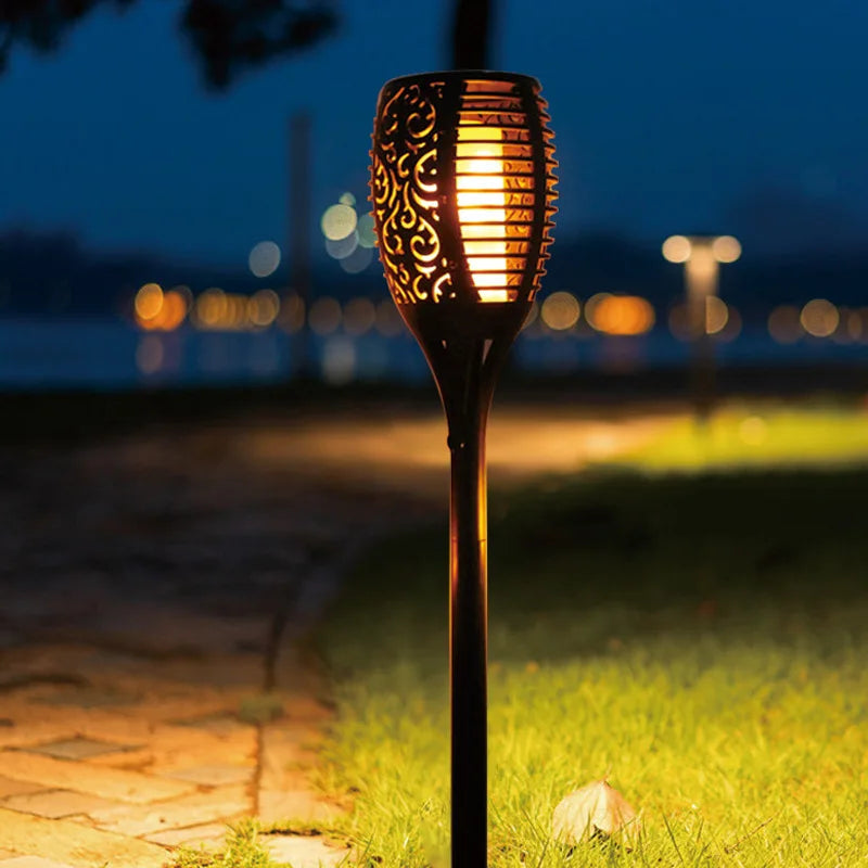 SolarFlare – Outdoor Solar Torch with Realistic Flickering Flame & Weatherproof Design