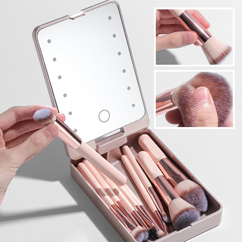 Set of 14 brushes with LED light
