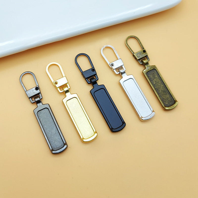 Tool-free removable stylish zipper pull