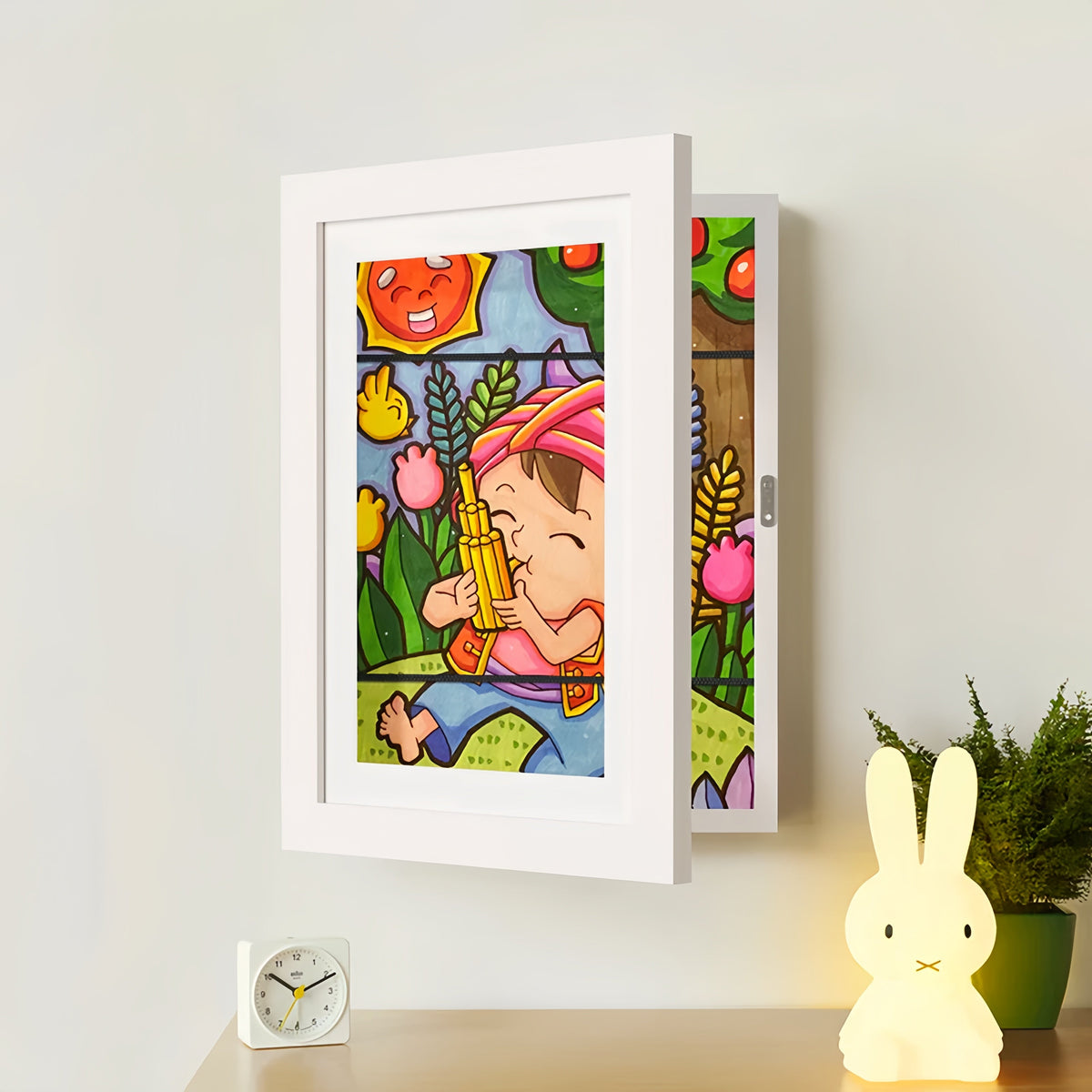 LightFrame — Preserve every artwork and feel the love of your children anew every day