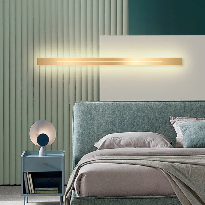 LED Wall Light | Modern Vertical Black Indoor Sconce