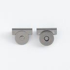 Metal seamless magnetic buckle
