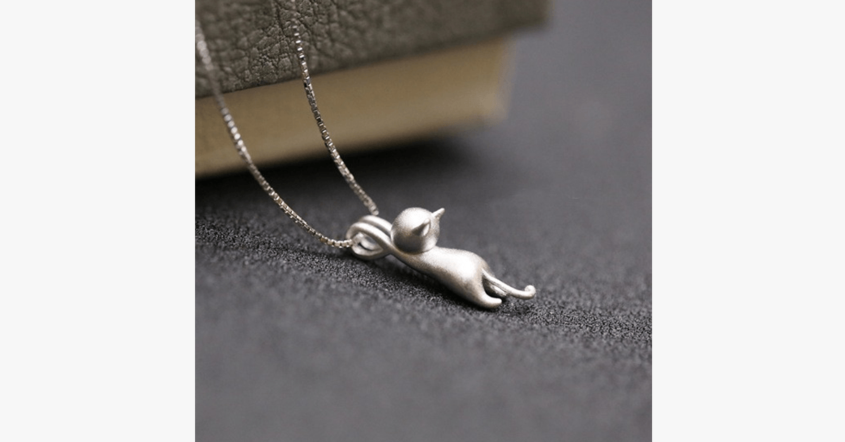 Climbing Cats Pendant – Made specifically for animal lovers – Simple, but absolutely unique