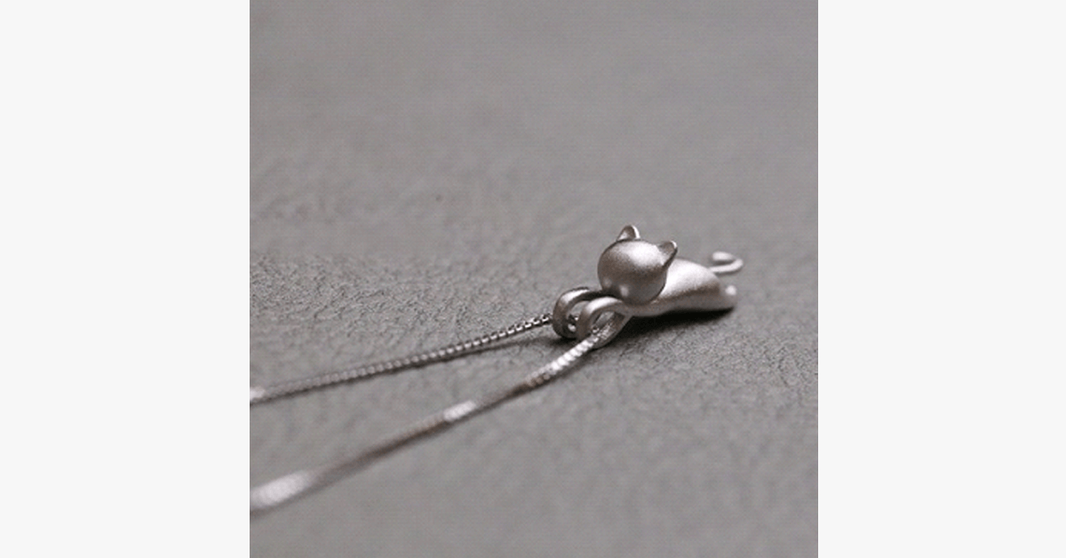 Climbing Cats Pendant – Made specifically for animal lovers – Simple, but absolutely unique