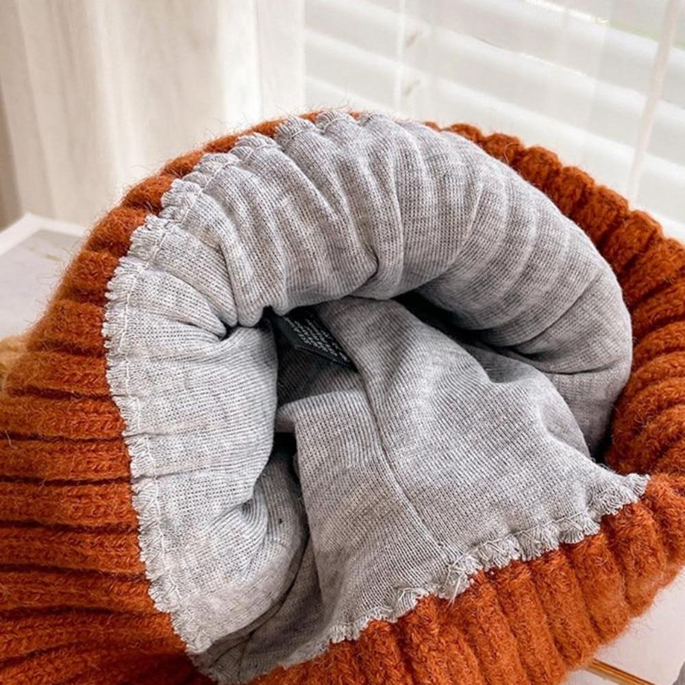 Kattenoor Winter Hat CosyCharm – Soft knitted hat for women with playful appearance