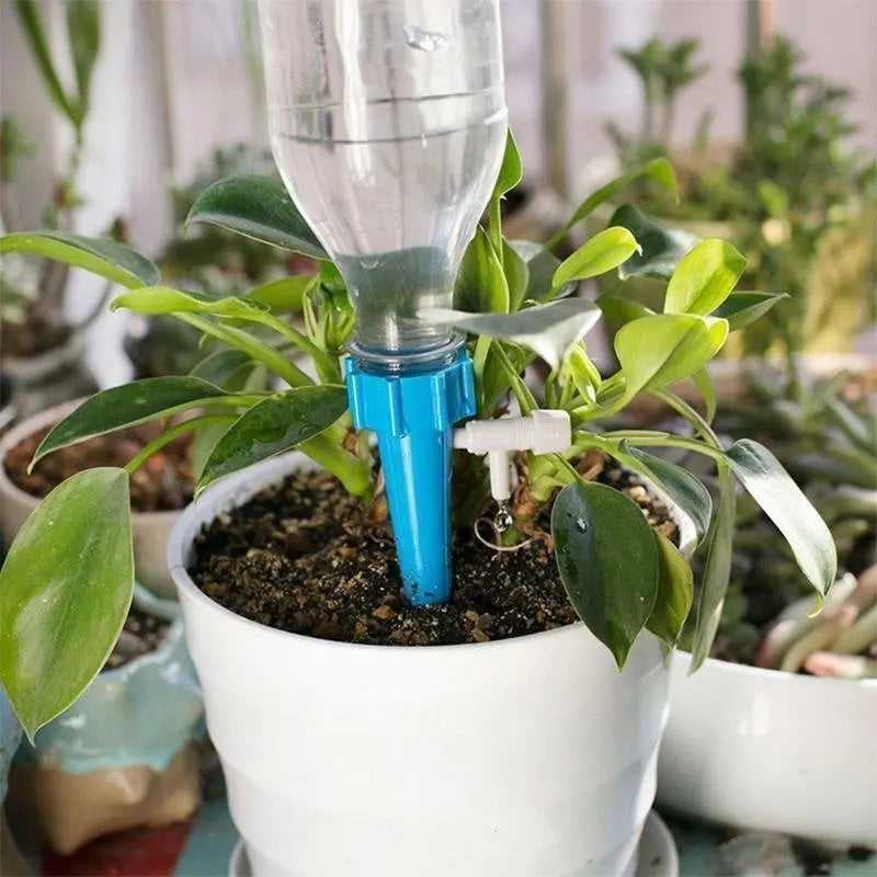 10+5 | Automatic Irrigation System – Supplies Plants with Water for Weeks