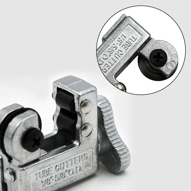 Pipe cutting tools