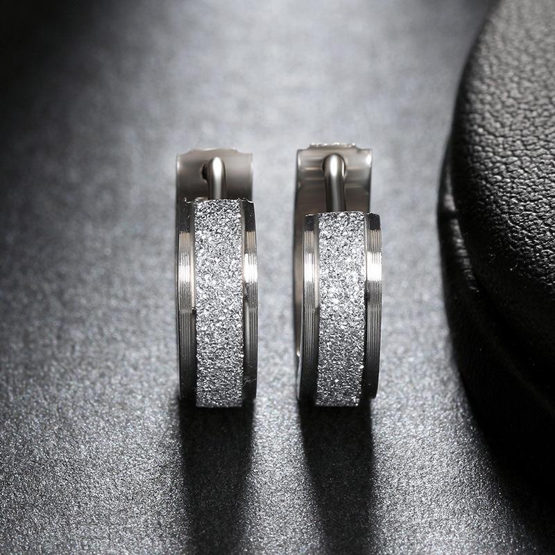 Magnet earrings, 1/3 pair