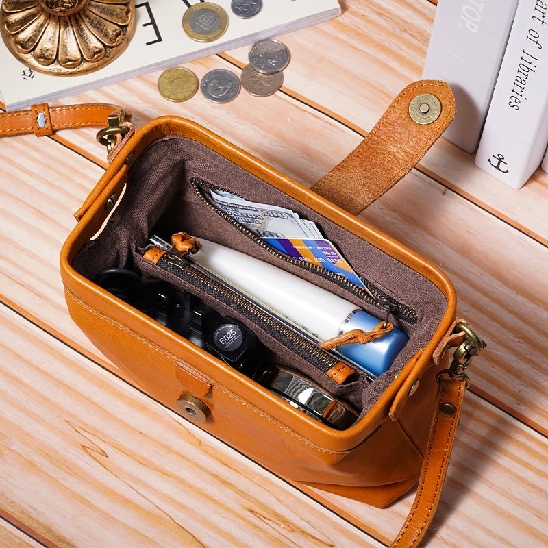 Vintage handmade leather bag