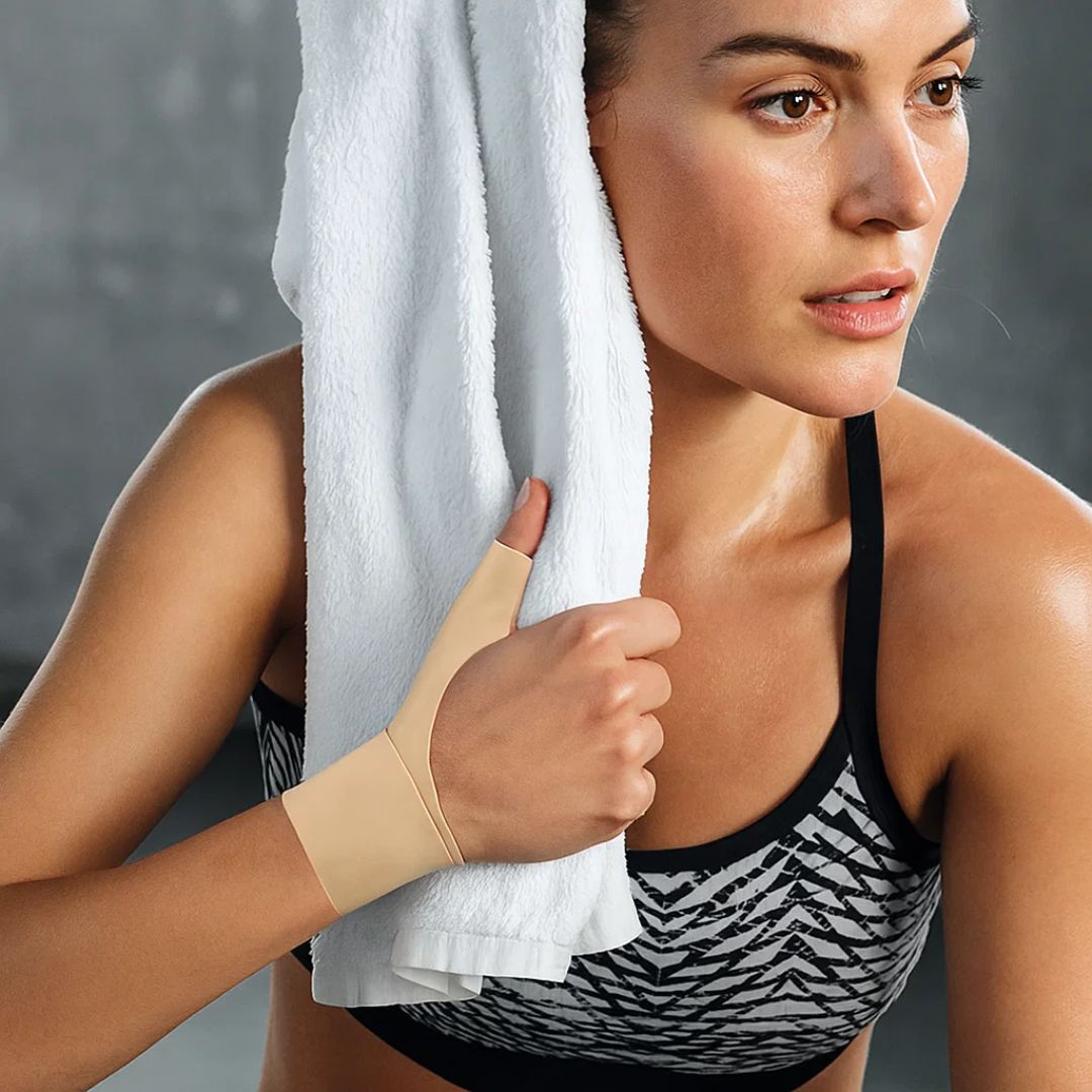 Pain Relief & Stability – Breathable Adjustable Design – Relieves Strain – For Gym & Office Use