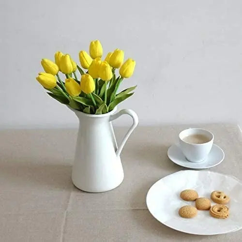 10-piece set artificial tulips made of latex – stylish and durable decorative flowers
