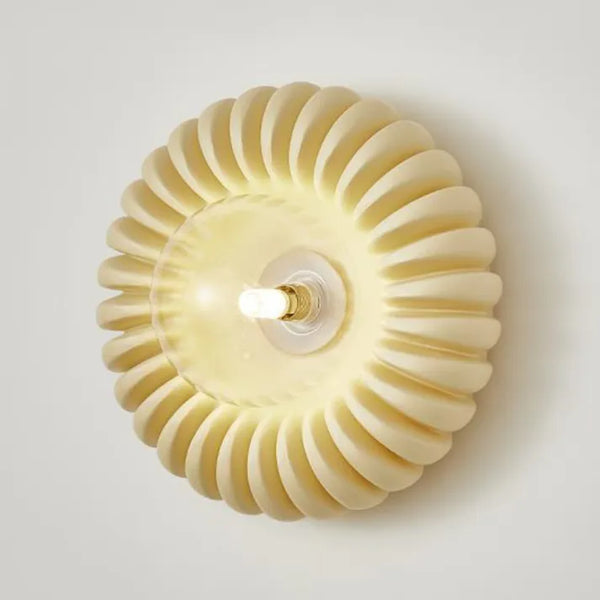 Modern wall lamp with a refined style