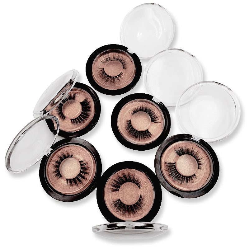 Stylish magnetic eyelashes