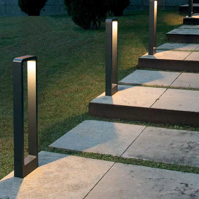 TerraLuxe Floor Garden Lamp - waterproof LED garden lighting for paths and terraces