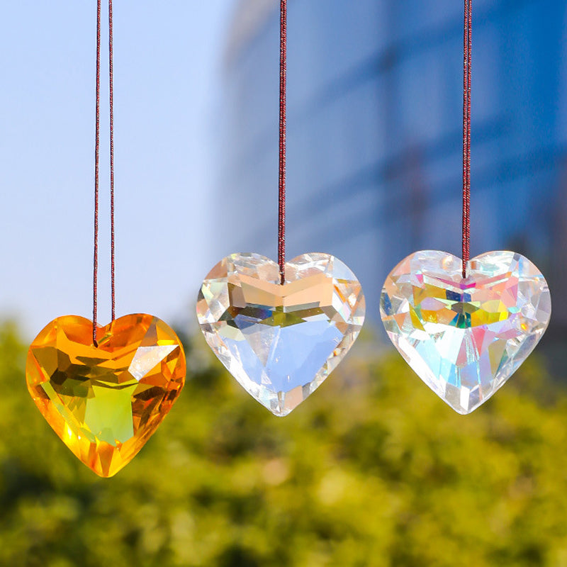 GlimmerHeart Elegant Heart-Shaped Sun Catcher – Enchanting Light Effects for Your Home