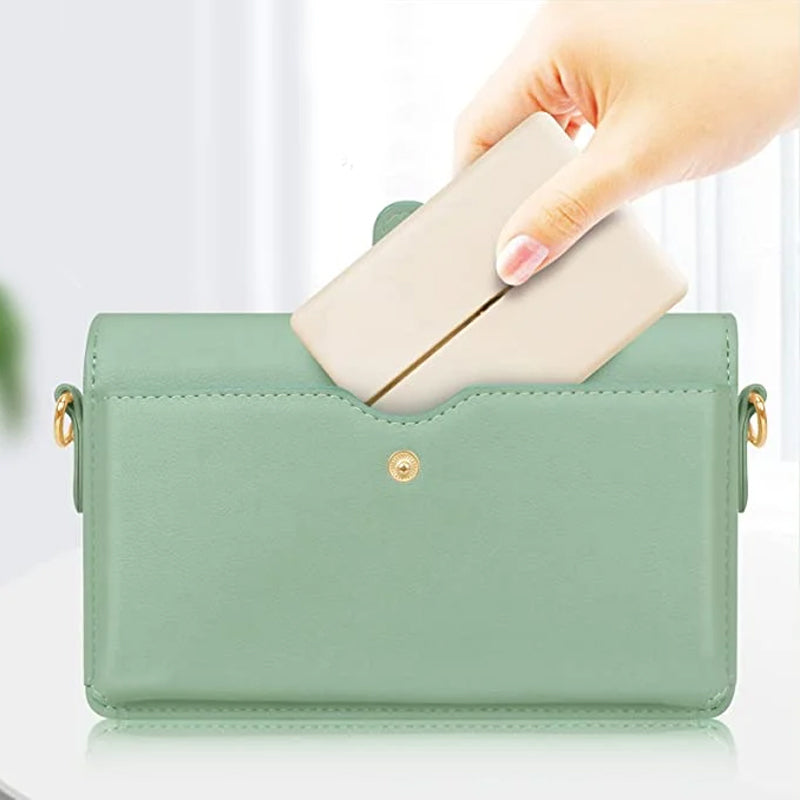 Portable Magnetic Pill Box with 7 Compartments