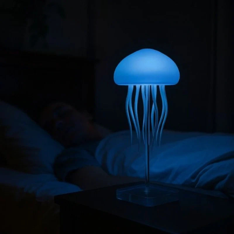Medusa Floating Glow