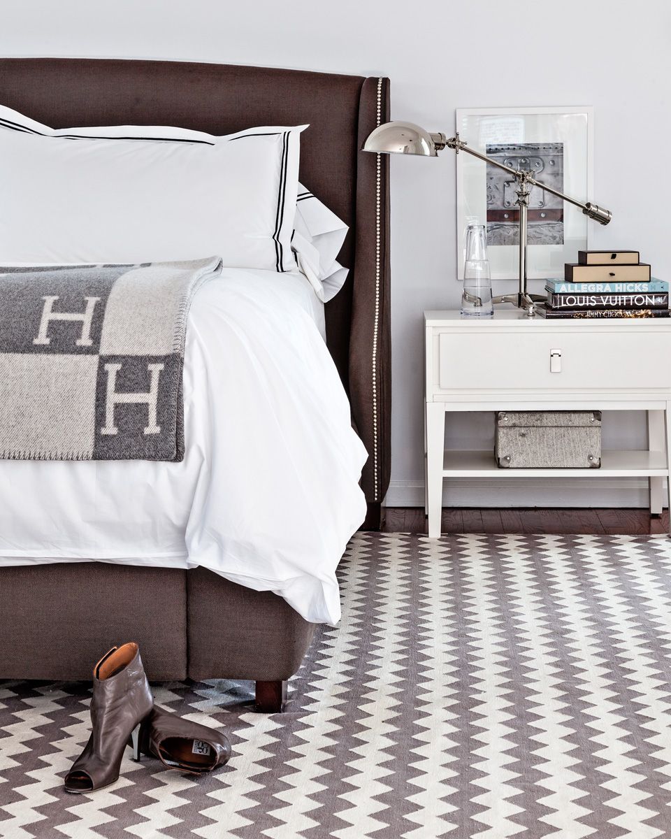 and Laine Cashmere Isabelle – Elegant and Soft Blanket for Refined Interior