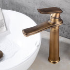 Nationwide Distributed Bathroom Faucet Vintage Lever Sink Faucet