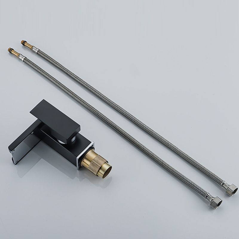 Contemporary Sink Faucet Solid Color Low Arc Bathroom Sink Faucet
