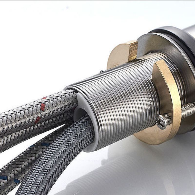 Pull-out simple bathroom sink tap 1 hole single lever faucet