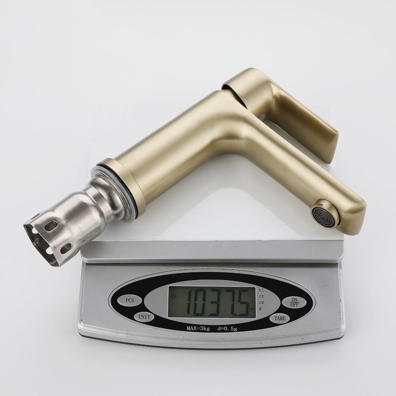 Modern Brass Sink Faucet Single Hole Bathroom Faucet Lever Handle Tap