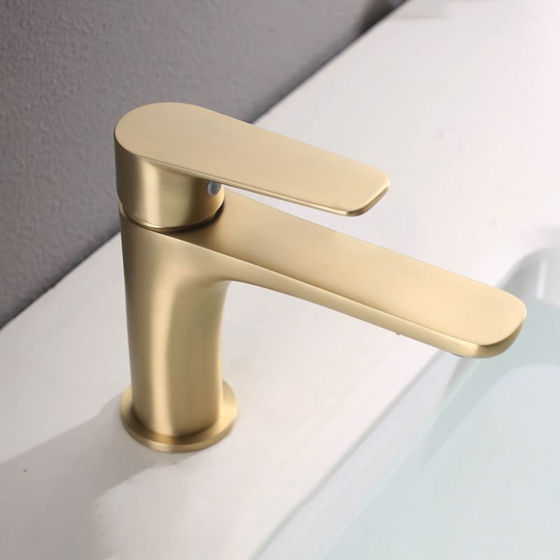 Light Luxury Basin Faucet with Lever Handle Single Hole Bathroom Faucet