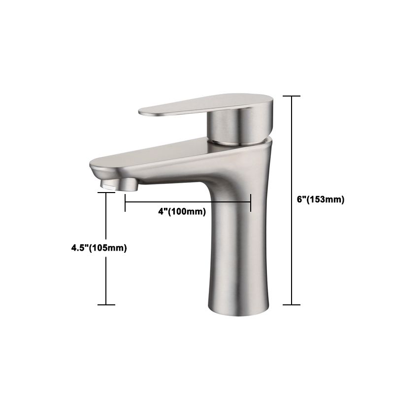 Round Single-Handle Bathroom Faucet Single Hole Sink Faucet in Chrome