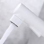 Contemporary Single Handle Faucet Retractable Sink Faucet with Lever Handle