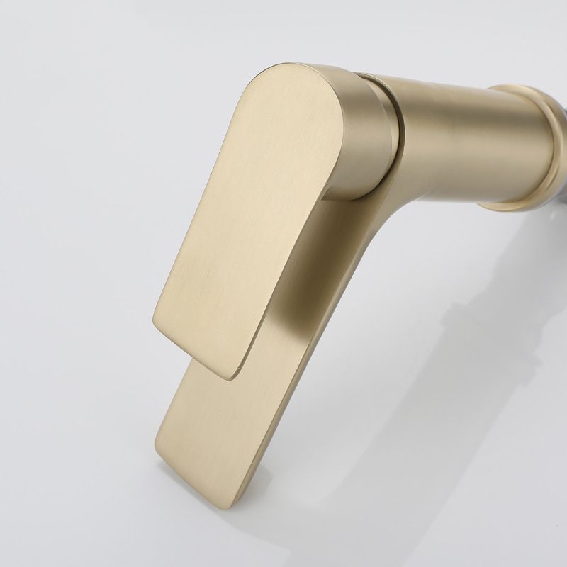 Modern Brass Sink Faucet Single Hole Bathroom Faucet Lever Handle Tap